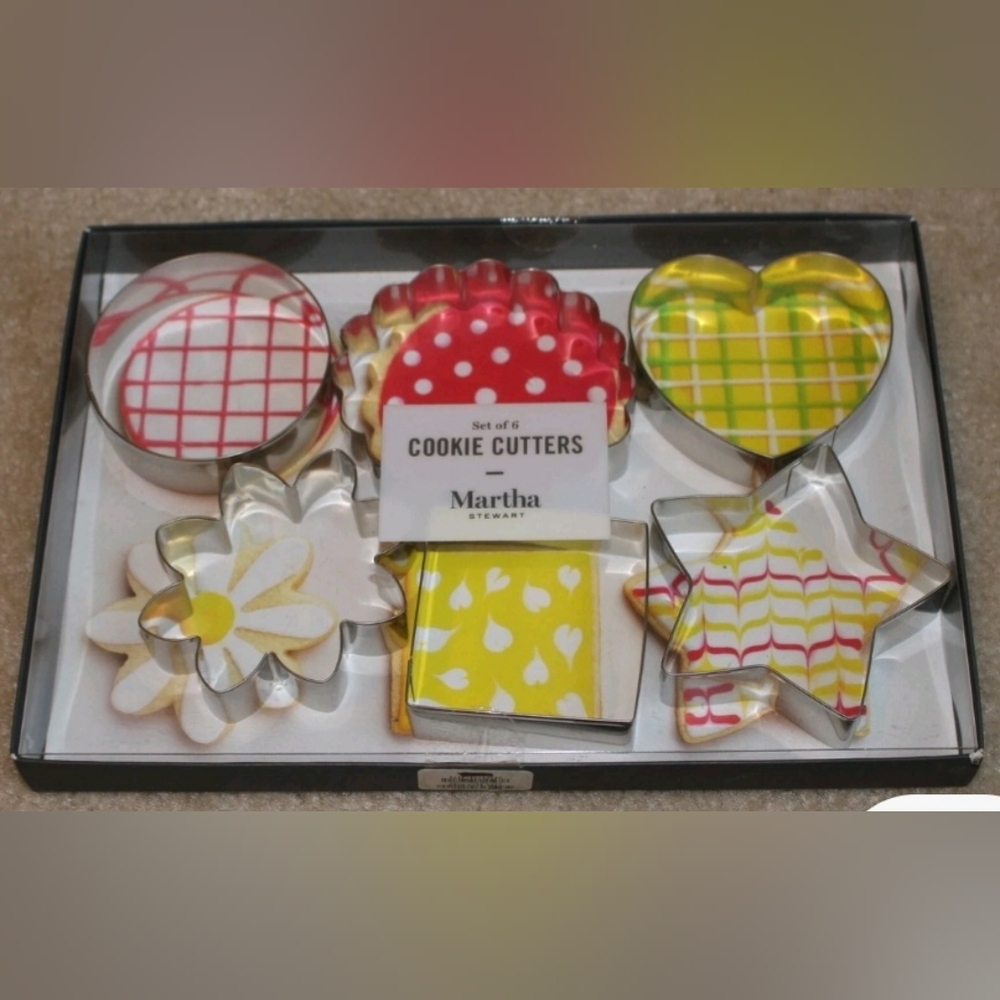 Martha Stewart Stainless Steel Cookie Cutter Set